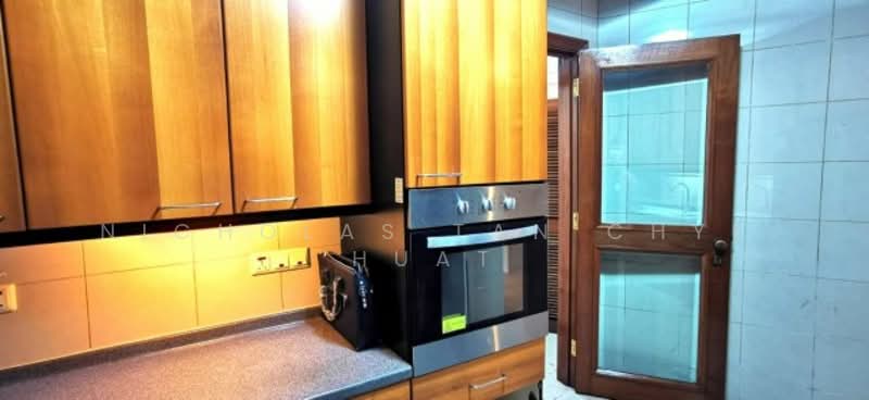 Valley Park, 477 River Valley Road, 3 Bedrooms, 1,800 sqft, Condominium For Rent, by Nicholas Tan Chye Huat, 60245370 - PropertyGuru.com.sg