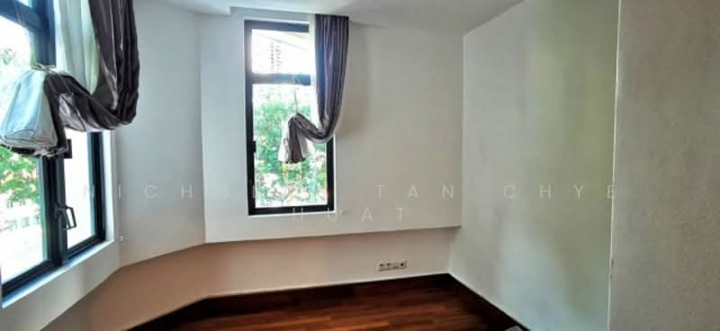 Valley Park, 477 River Valley Road, 3 Bedrooms, 1,800 sqft, Condominium For Rent, by Nicholas Tan Chye Huat, 60245370 - PropertyGuru.com.sg