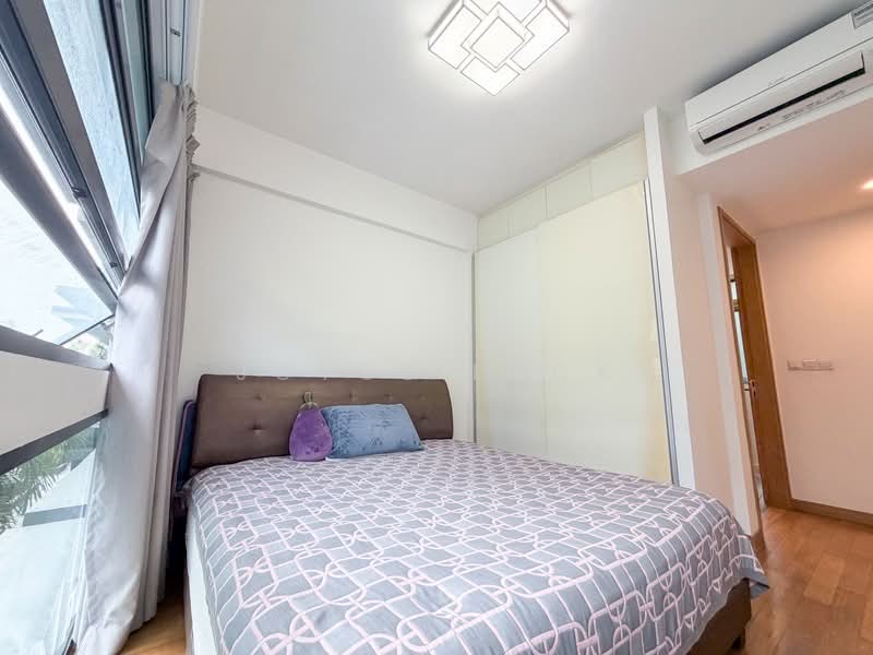 Hedges Park Condominium, 79 Flora Drive, 3 Bedrooms, 1,076 sqft, Condominium For Sale, by Joyce Lock, 60245374 - PropertyGuru.com.sg