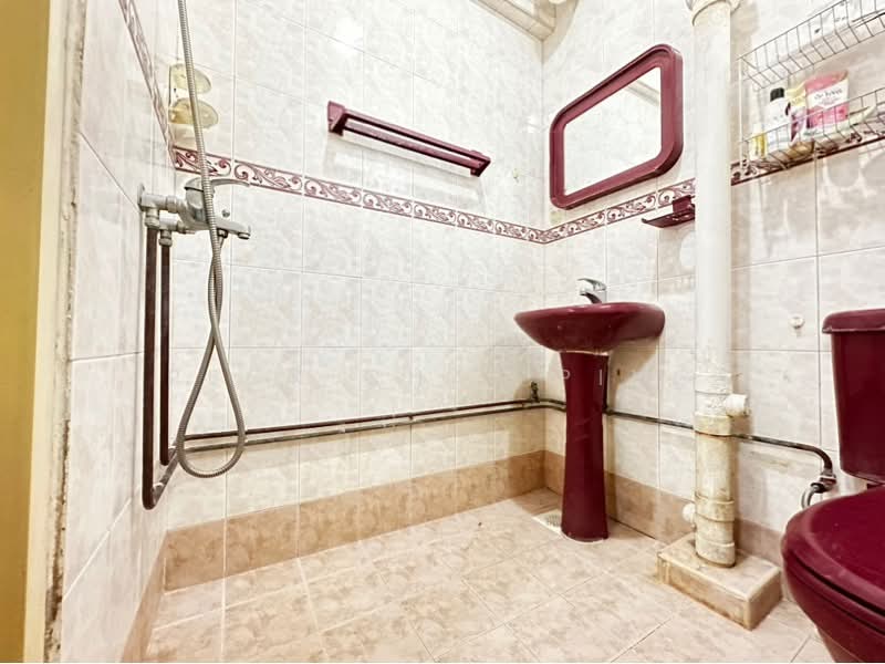 411 Hougang Avenue 10, 411 Hougang Avenue 10, 3 Bedrooms, 979 sqft, HDB Flat For Sale, by Peck Chai Ping, 60245406 - PropertyGuru.com.sg