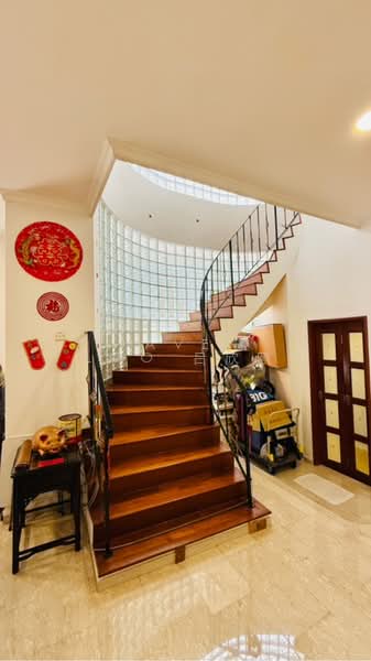5 mins to mrt freehold semi d 3 storeys, JALAN WAKAFF, 7 Bedrooms, 3,477 sqft, Semi-Detached House For Sale, by Laven Loo 吕欣颐, 60245535 - PropertyGuru.com.sg