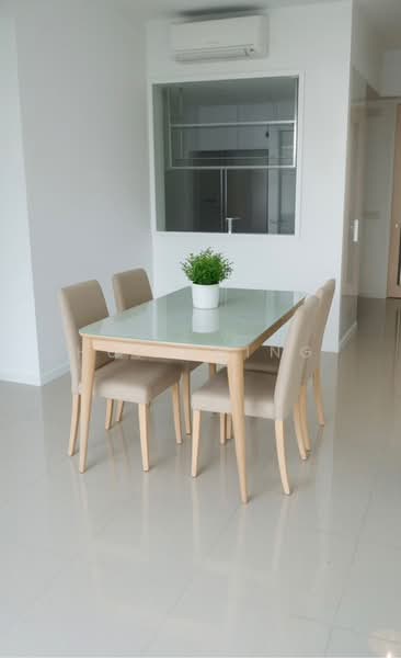 Sky Green. NEXT to mrt, Macpherson Green, 2 Bedrooms, 797 sqft, Condominium For Sale, by Hui Ching, 60245624 - PropertyGuru.com.sg