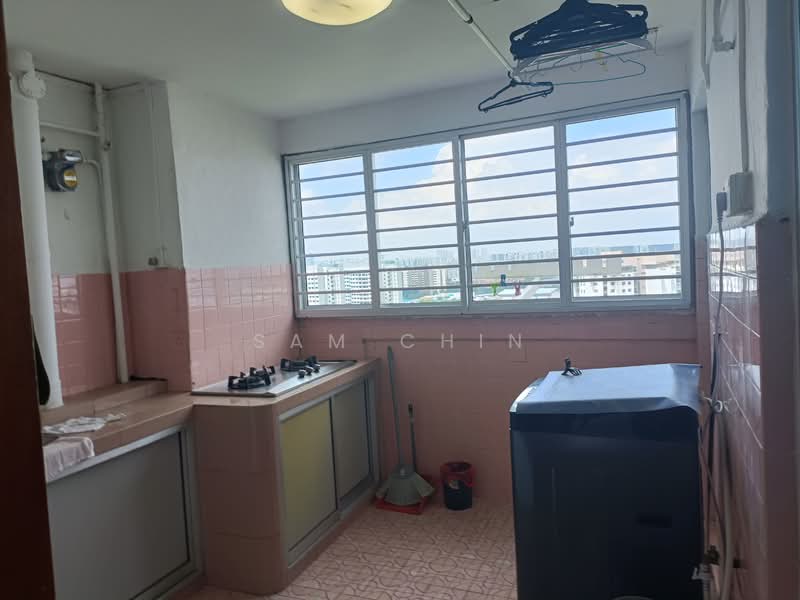 187 Boon Lay Avenue, Boon Lay Avenue, 2 Bedrooms, 732 sqft, HDB Flat For Rent, by Sam Chin, 60245778 - Kitchen - PropertyGuru.com.sg