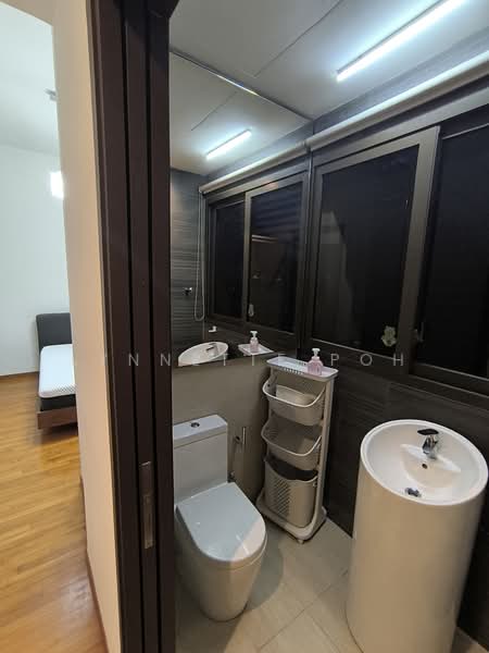 The Brooks I & The Brooks II, 60 Springside Walk, 2 Bedrooms, 710 sqft, Apartment For Rent, by Lynnette Poh, 60245802 - PropertyGuru.com.sg