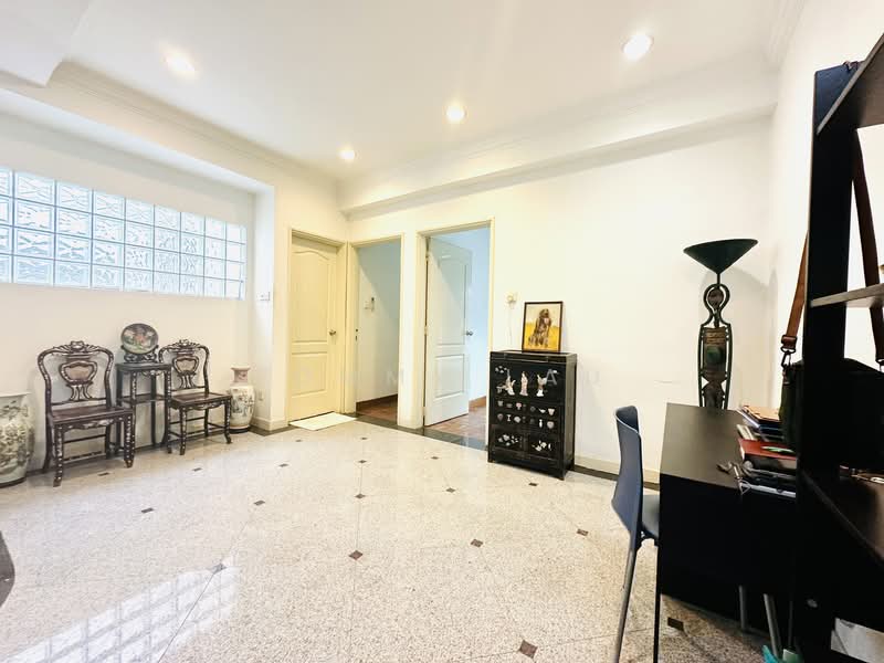 Gold Coast Condo, 360 Pasir Panjang Road, 3 Bedrooms, 1,475 sqft, Condominium For Sale, by Tommy Lau, 60245812 - PropertyGuru.com.sg