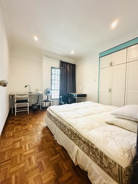 Gold Coast Condo, 360 Pasir Panjang Road, 3 Bedrooms, 1,475 sqft, Condominium For Sale, by Tommy Lau, 60245812 - PropertyGuru.com.sg