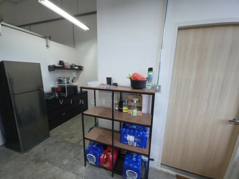 Interlocal Centre, 100G Pasir Panjang Road, 1,705 sqft, Light Industrial (B1) For Rent, by Vincent Low, 60245858 - CommercialGuru.com.sg