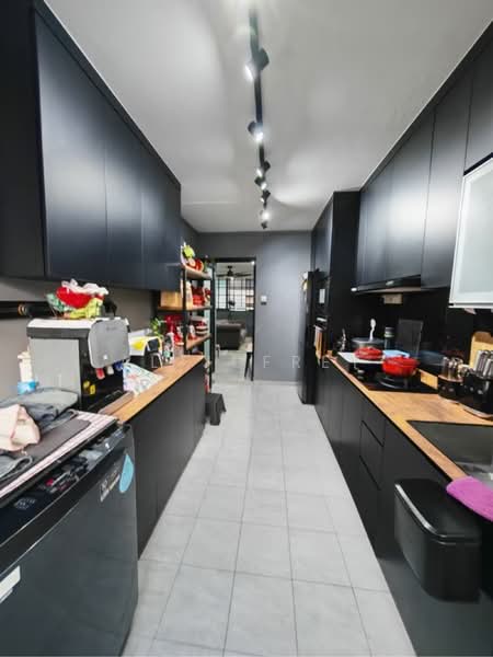 513 Hougang Avenue 10, 513 Hougang Avenue 10, 3 Bedrooms, 904 sqft, HDB Flat For Sale, by Al Jufrey, 60245892 - Kitchen - PropertyGuru.com.sg