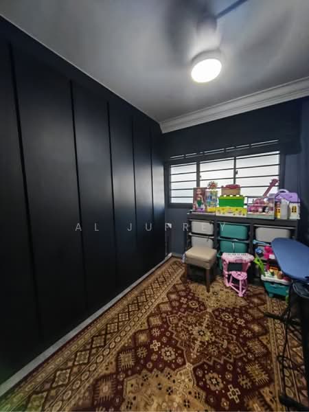 513 Hougang Avenue 10, 513 Hougang Avenue 10, 3 Bedrooms, 904 sqft, HDB Flat For Sale, by Al Jufrey, 60245892 - Bedroom 3 - PropertyGuru.com.sg