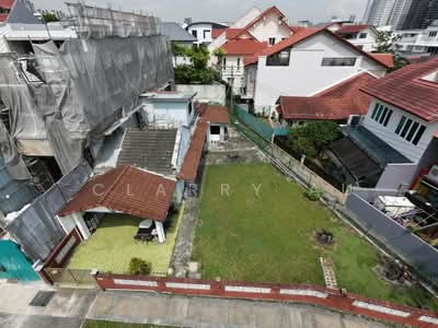 For Sale - BIG Plot Corner Terrace | Can Sub-divide @ Sembawang Hills Estate