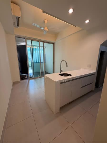 The Rochester Residences, 33 Rochester Drive, 1 Bedroom, 1,281 sqft, Apartment For Sale, by June Leng Yee Hoe, 60246109 - PropertyGuru.com.sg