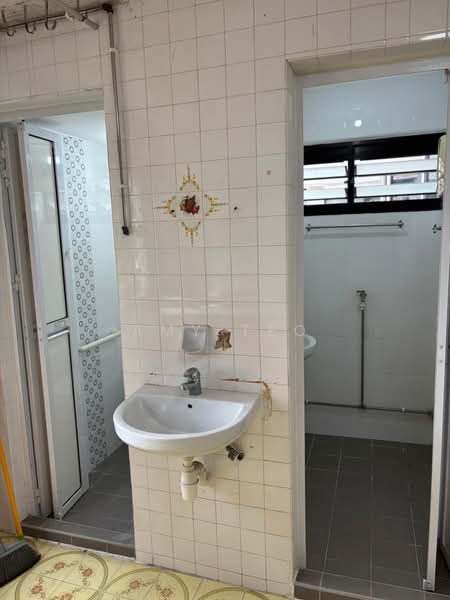 75 Bedok North Road, 75 Bedok North Road, 2 Bedrooms, 635 sqft, HDB Flat For Sale, by Amy Teo, 60246166 - PropertyGuru.com.sg