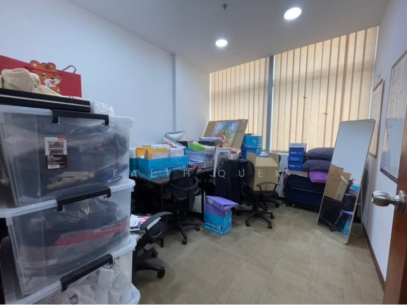 Wcega Tower, 21 Bukit Batok Crescent, 1,001 sqft, Light Industrial (B1) For Sale, by Faith Quek, 60246193 - CommercialGuru.com.sg