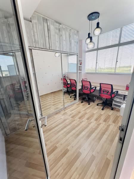 Heron Bay, 61 Upper Serangoon View, 4 Bedrooms, 2,002 sqft, Executive Condominium For Sale, by Silvia Yang, 60246386 - PropertyGuru.com.sg