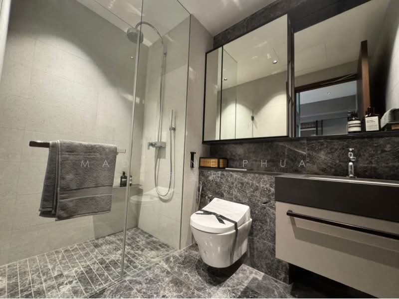 ParkSuites, 18-32 Holland Grove Road, 4 Bedrooms, 3,068 sqft, Condominium For Sale, by Madeline Phua 潘美珊, 60246394 - PropertyGuru.com.sg