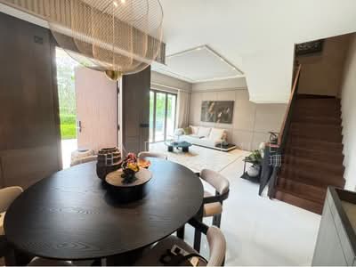 For Sale - ParkSuites