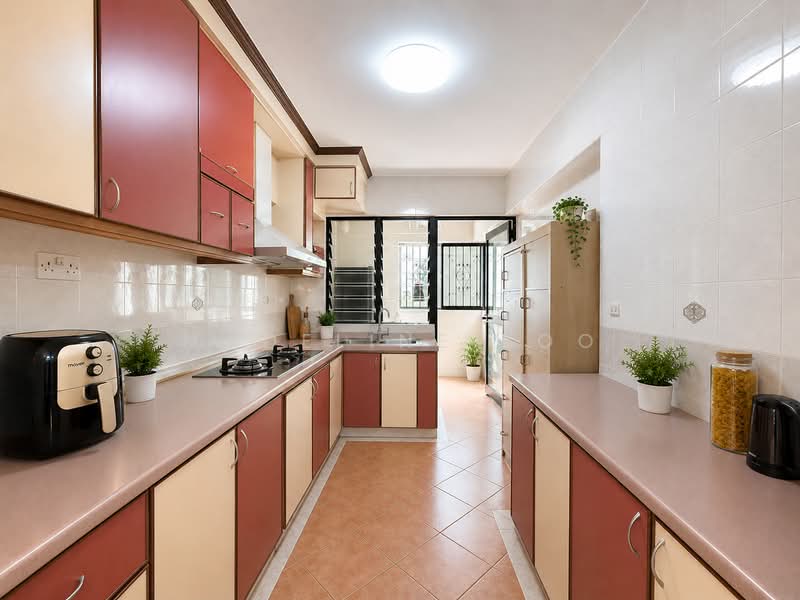 523 Woodlands Drive 14, 523 Woodlands Drive 14, 4 Bedrooms, 1,388 sqft, HDB Flat For Sale, by Madeline Koo, 60246442 - Kitchen - PropertyGuru.com.sg