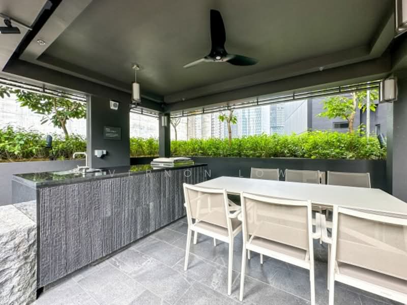 Midtown Bay, 122 Beach Road, 1 Bedroom, 409 sqft, Condominium For Sale, by Vernon Low, 60246498 - PropertyGuru.com.sg