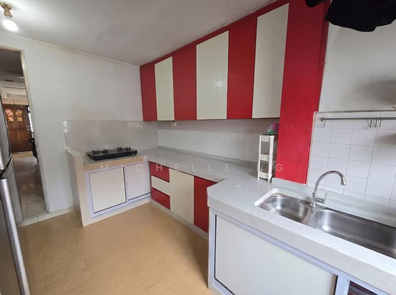 304 Jurong East Street 32, 304 Jurong East Street 32, 2 Bedrooms, 721 sqft, HDB Flat For Sale, by Michelle Ng, 60246741 - PropertyGuru.com.sg