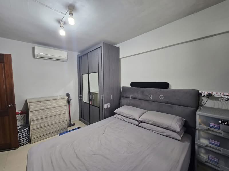 For Sale - 304 Jurong East Street 32