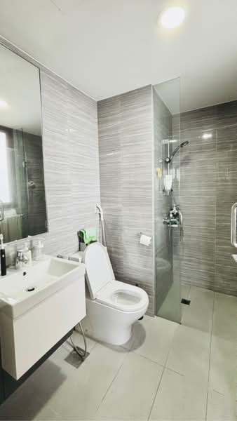 Kovan Regency, 2 Kovan Rise, 3 Bedrooms, 1,055 sqft, Condominium For Rent, by Lim Ziwan, 60246748 - PropertyGuru.com.sg