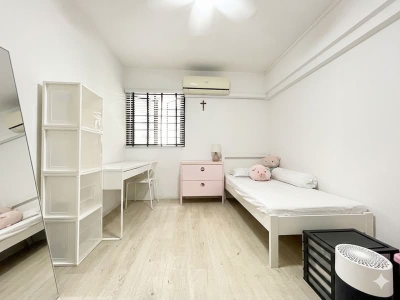 12 Pine Close, 12 Pine Close, 3 Bedrooms, 1,001 sqft, HDB Flat For Sale, by Randall Wee, 60246765 - PropertyGuru.com.sg