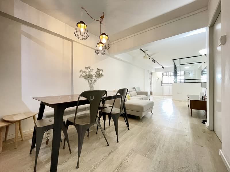 12 Pine Close, 12 Pine Close, 3 Bedrooms, 1,001 sqft, HDB Flat For Sale, by Randall Wee, 60246765 - PropertyGuru.com.sg