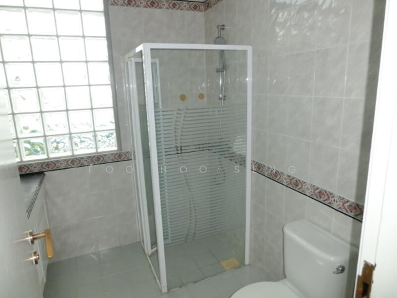 Common Bathroom
