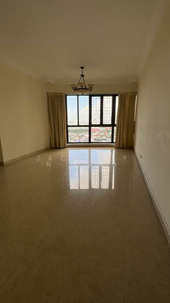 Seasons View, 5 Pemimpin Drive, 3 Bedrooms, 1,152 sqft, Condominium For Rent, by Jacquelyn Wong, 7367396 - PropertyGuru.com.sg