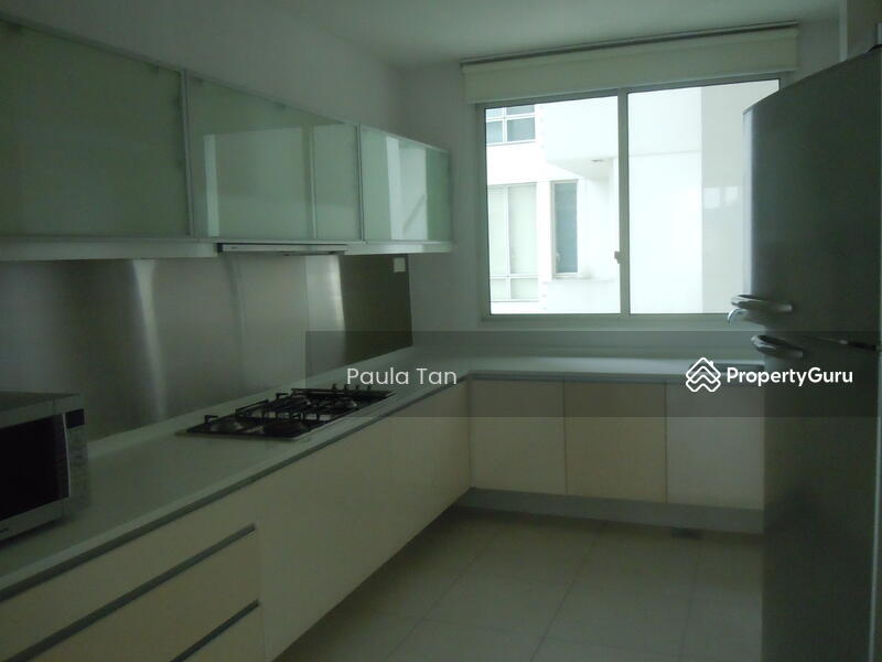 Big kitchen