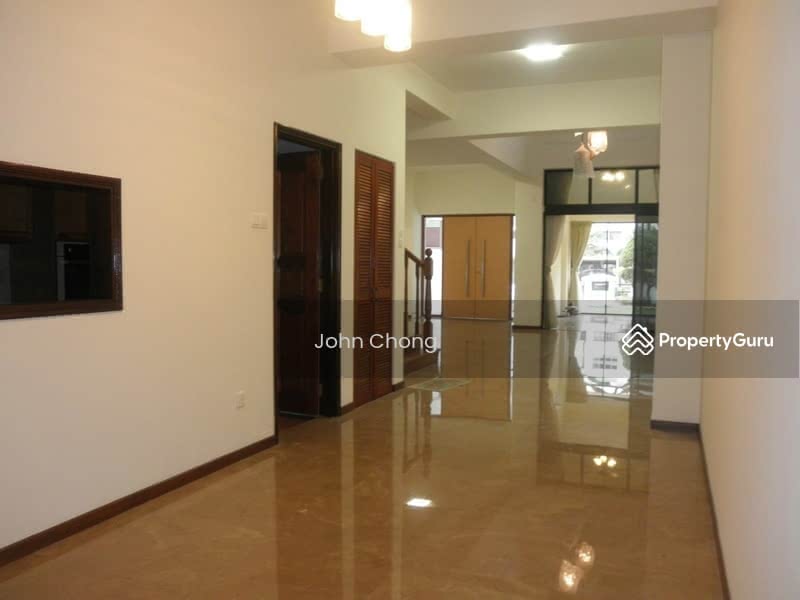 Dining Area (Without Furniture)