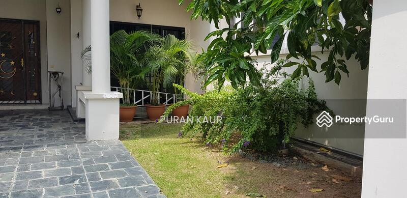 EASTWOOD GREEN, Eastwood Green, Bedok / Upper East Coast, 4 Bedrooms, 3,300 sqft, Semi-Detached House For Rent, by Puran Kaur, 779083 - Driveway for 1 to 2 cars - PropertyGuru.com.sg