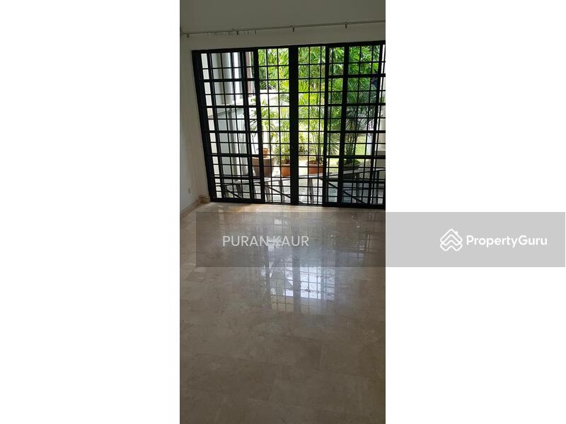 EASTWOOD GREEN, Eastwood Green, Bedok / Upper East Coast, 4 Bedrooms, 3,300 sqft, Semi-Detached House For Rent, by Puran Kaur, 779083 - Living room that oversees the Garden - PropertyGuru.com.sg