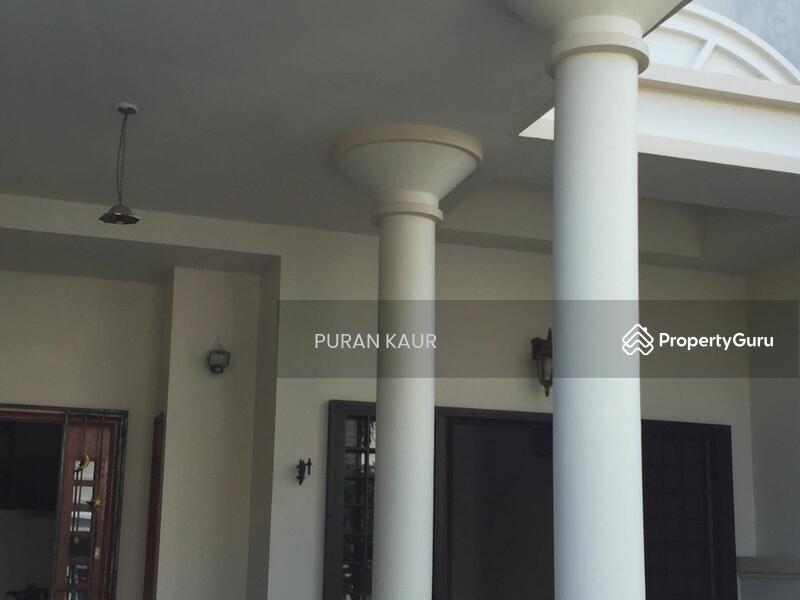 EASTWOOD GREEN, Eastwood Green, Bedok / Upper East Coast, 4 Bedrooms, 3,300 sqft, Semi-Detached House For Rent, by Puran Kaur, 779083 - Nice tall pillars - PropertyGuru.com.sg