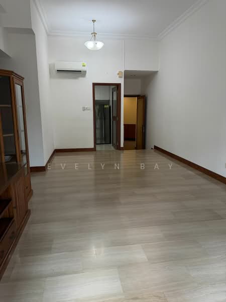 Tanglin View, 150 Prince Charles Crescent, 2 Bedrooms, 1,130 sqft, Condominium For Sale, by Evelyn Bay, 8158329 - PropertyGuru.com.sg