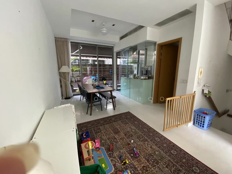 Hillcrest Villa, 9B Hillcrest Road, 5 Bedrooms, 3,100 sqft, Good Class Bungalow For Rent, by Caron Choo, 8197782 - PropertyGuru.com.sg