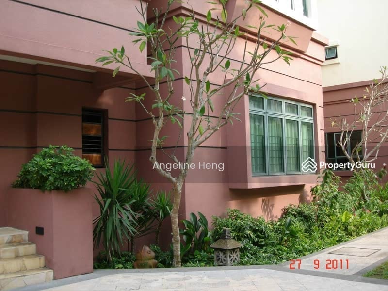 Entrance to the apartment