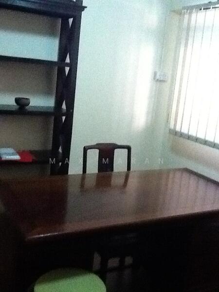 4th Room ,Study or Bedroom