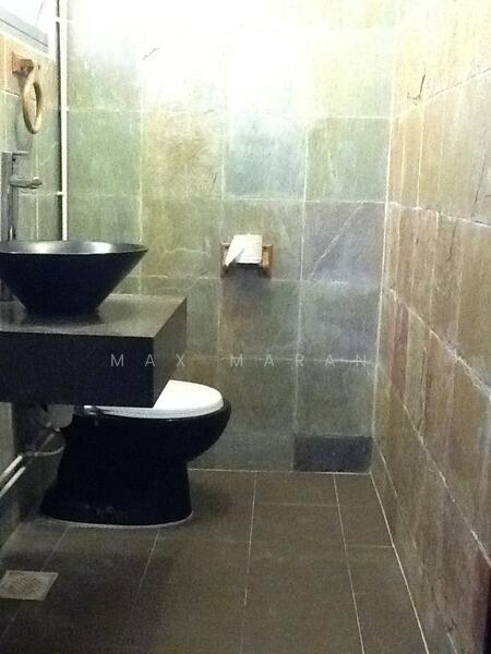 Common Bath