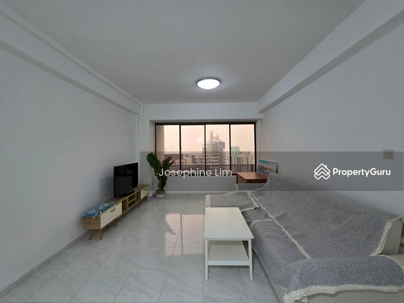 For Rent - International Plaza