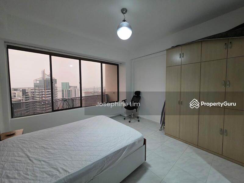 For Rent - International Plaza