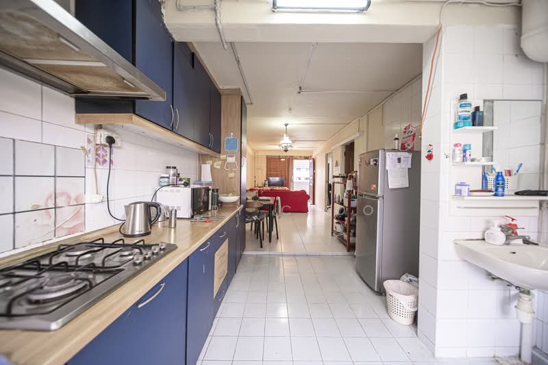 170 Stirling Road, 170 Stirling Road, 2 Bedrooms, 645 sqft, HDB Flat For Rent, by Gary Choo, 8508362 - PropertyGuru.com.sg