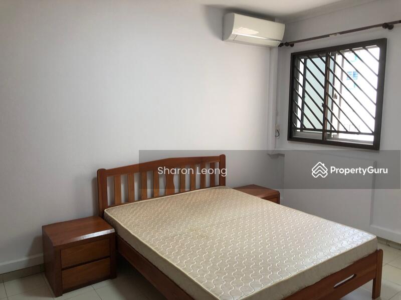 131 Cashew Road, 131 Cashew Road, Dairy Farm / Bukit Panjang / Choa Chu Kang, 2 Bedrooms, 785 sqft, HDB Flat For Rent, by Sharon Leong, 8512231 - Master bedroom - PropertyGuru.com.sg