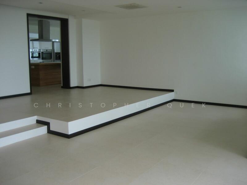 Very Large Scenic Living Dining Are