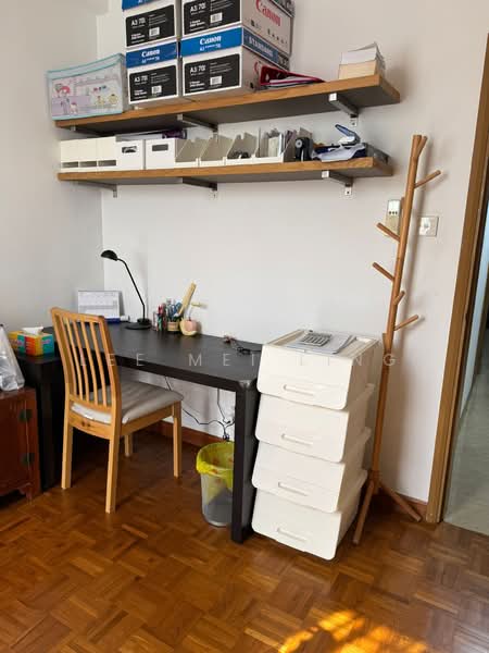 Seasons View, 5 Pemimpin Drive, 2 Bedrooms, 969 sqft, Condominium For Rent, by Lee Mei Ling, 8674059 - PropertyGuru.com.sg