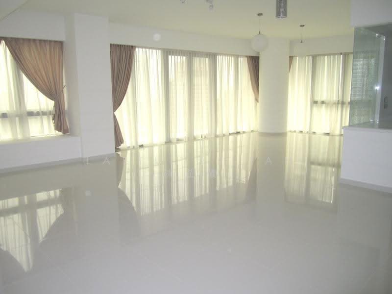 One Shenton, 1 Shenton Way, Boat Quay / Raffles Place / Marina, 4 Bedrooms, 1,862 sqft, Condominium For Sale, by Chloe Tan, 8816826 - Spacious living area - PropertyGuru.com.sg
