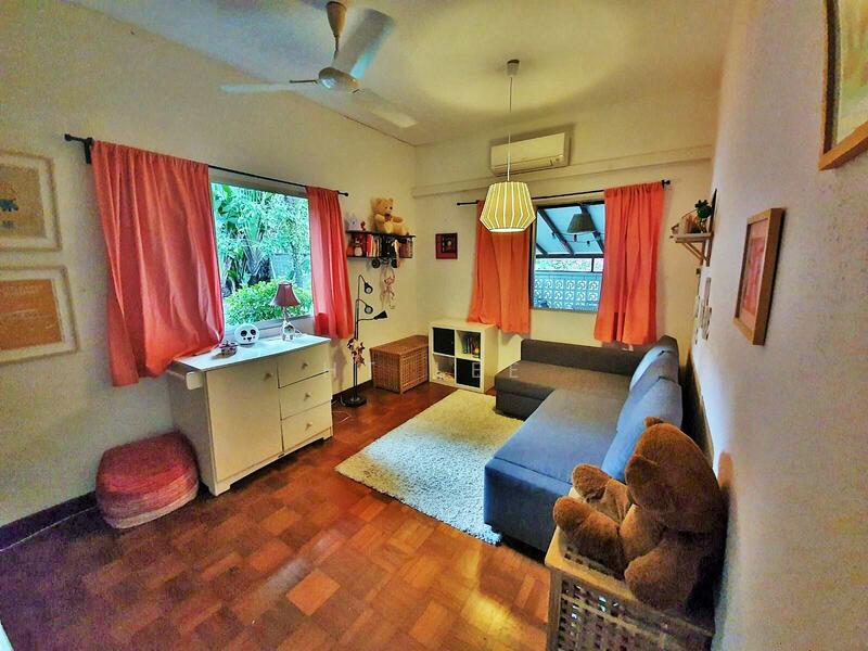 Dear Ms Yap, I w'ld like to thank you for the 4 amazing years here Very sad to move out! Tenant Jean, Shepherds Drive, Alexandra / Commonwealth, 3 Bedrooms, 1,860 sqft, Bungalow House For Rent, by HT Lee, 8842060 - PropertyGuru.com.sg