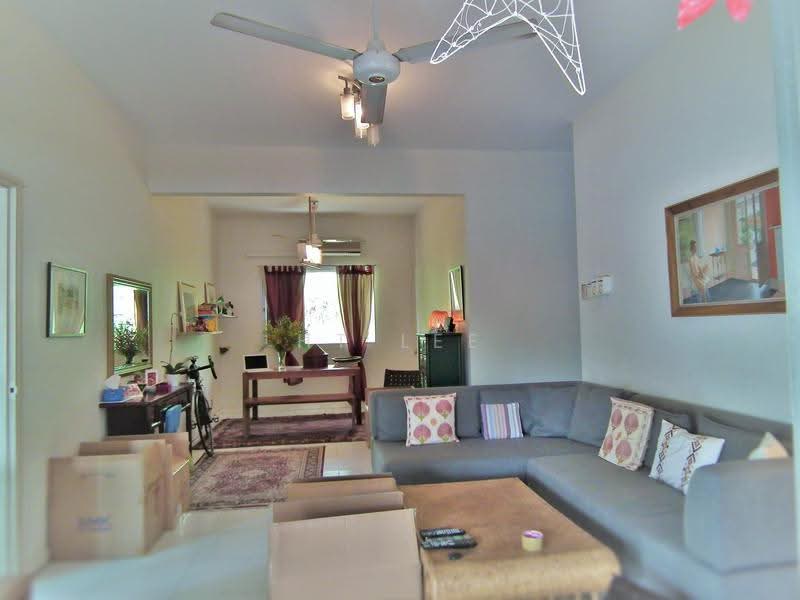 Dear Ms Yap, I w'ld like to thank you for the 4 amazing years here Very sad to move out! Tenant Jean, Shepherds Drive, Alexandra / Commonwealth, 3 Bedrooms, 1,860 sqft, Bungalow House For Rent, by HT Lee, 8842060 - PropertyGuru.com.sg
