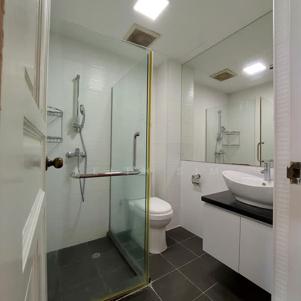 Shelford Regency, 65 Shelford Road, 3 Bedrooms, 1,300 sqft, Condominium For Rent, by Keith Sim, 8842901 - PropertyGuru.com.sg