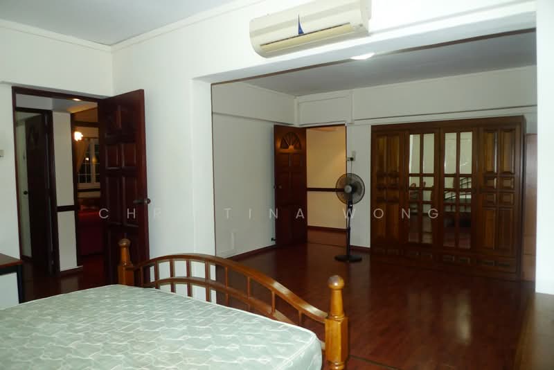 117 Clementi Street 13, 117 Clementi Street 13, 2 Bedrooms, 1,119 sqft, HDB Flat For Rent, by Christina Wong, 8896023 - Extended master bedroom - PropertyGuru.com.sg
